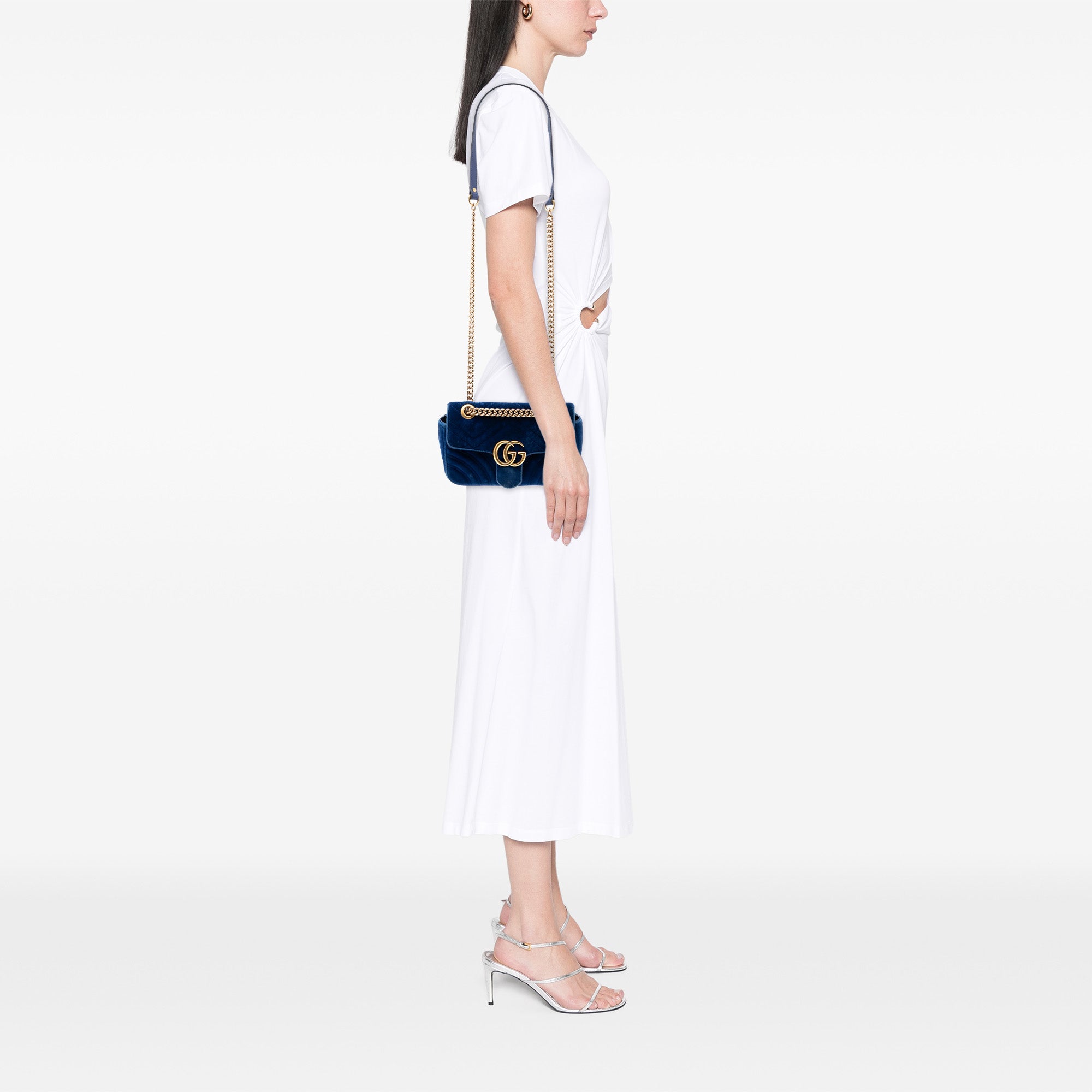Small GG Marmont Matelasse Velvet Shoulder Bag - Image 7