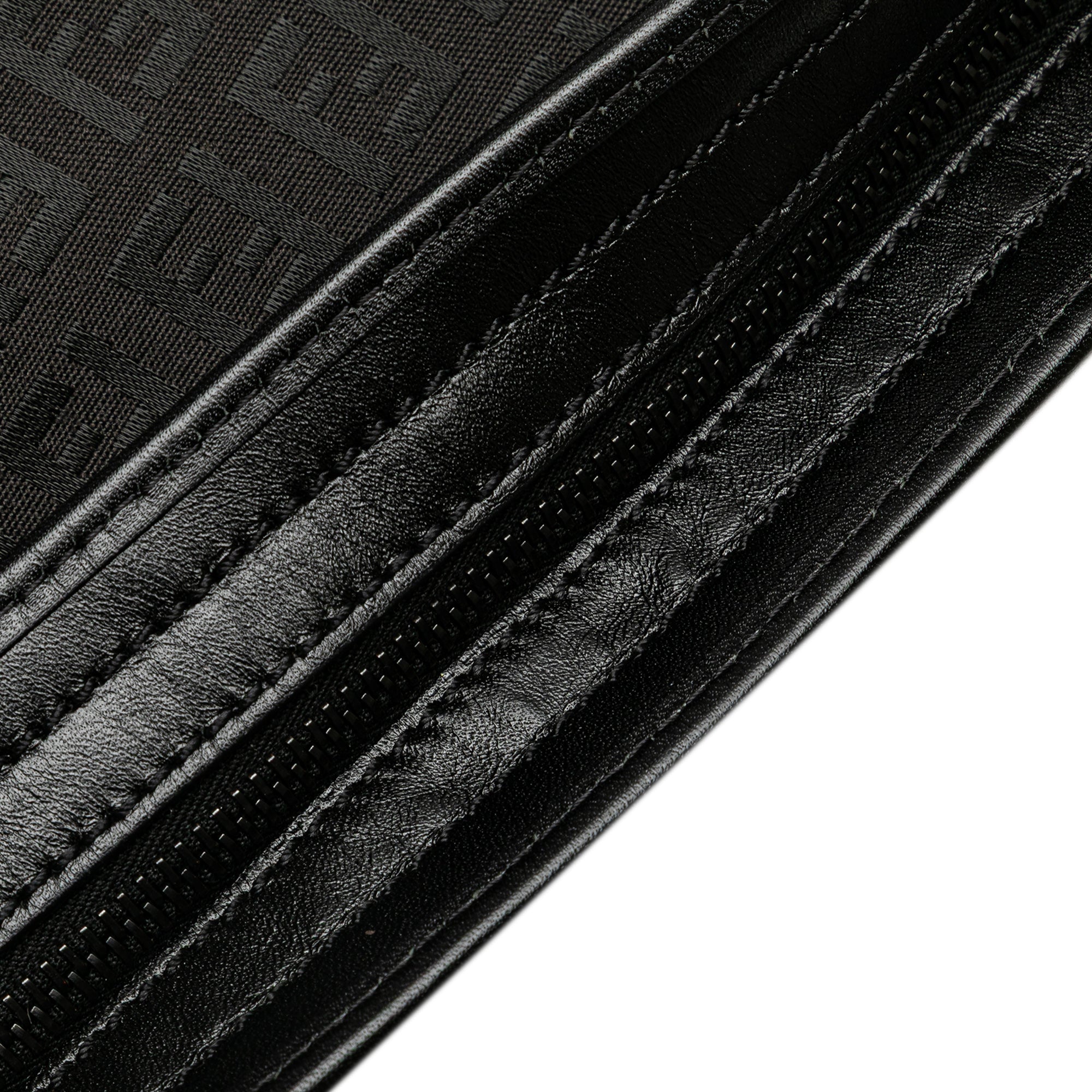 Zucchino Canvas Crossbody - Image 9