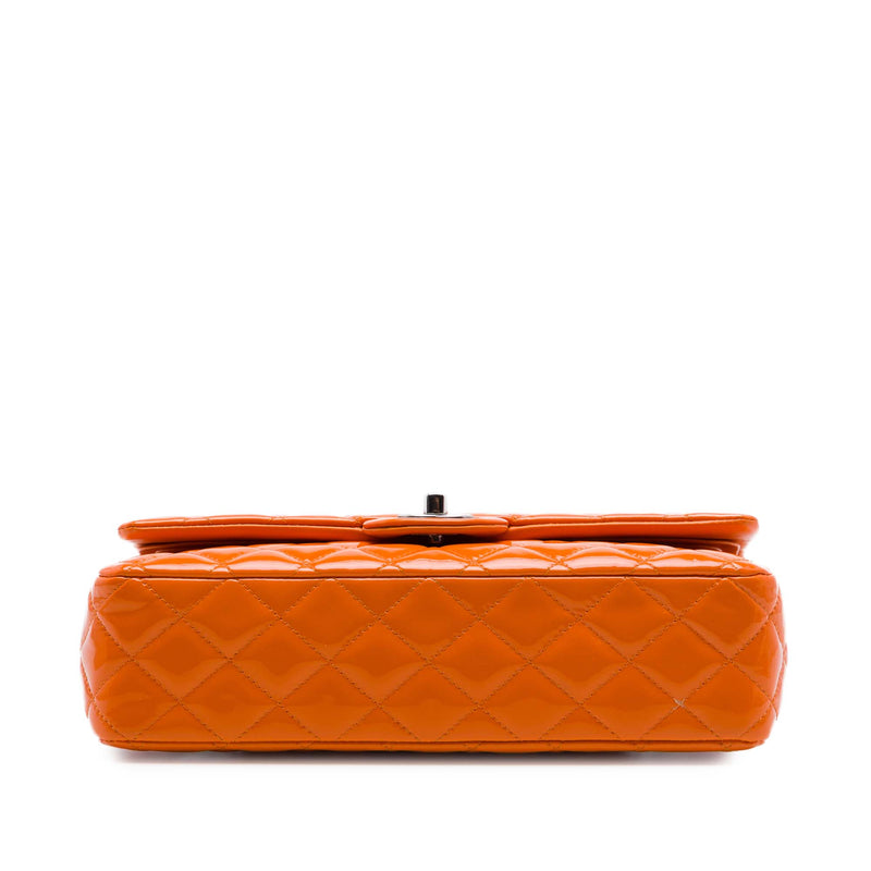 Medium Classic Patent Double Flap - Image 3