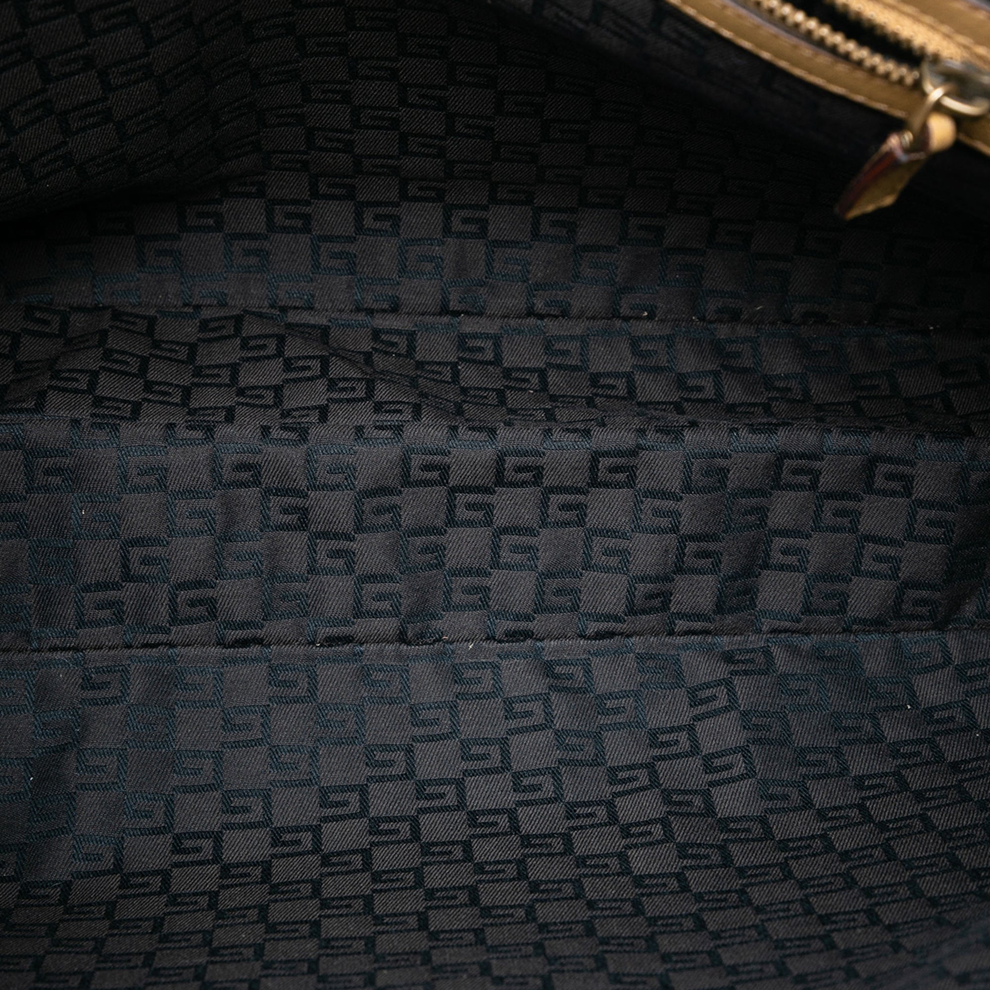 Leather Drawstring Shoulder Bag - Image 4