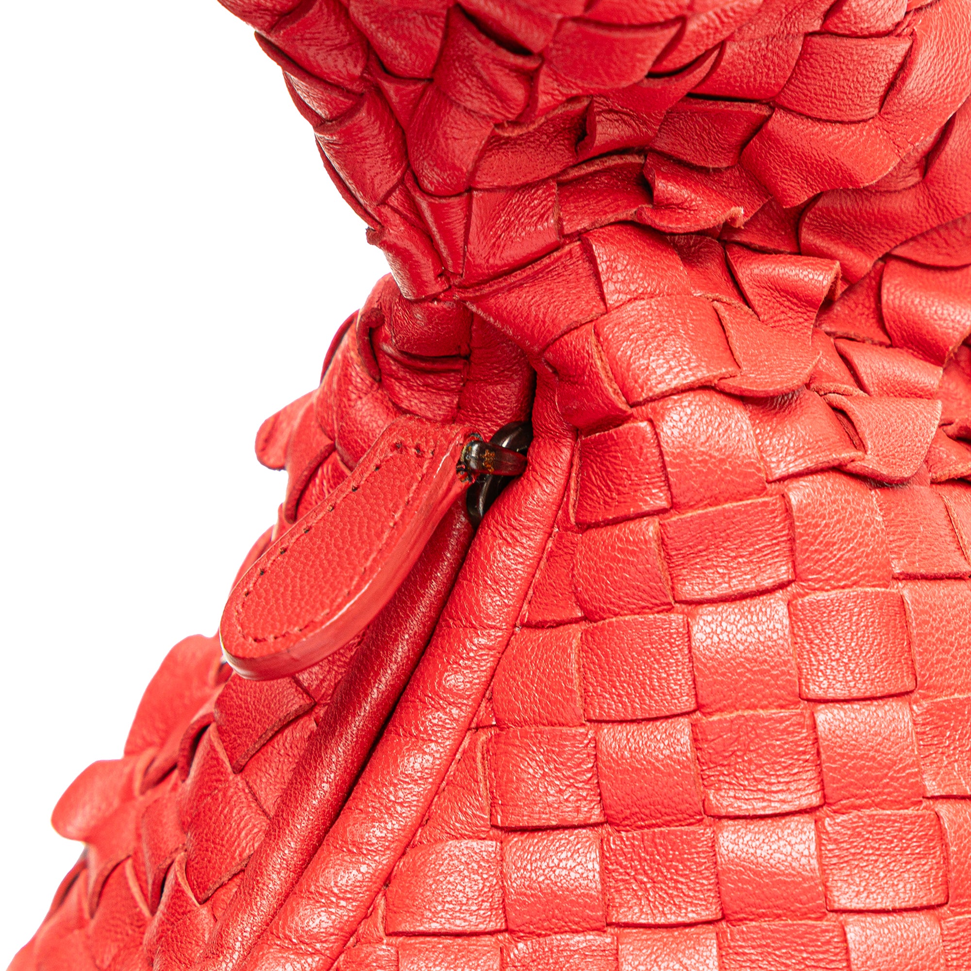 Medium Nappa Intrecciato Ruffle Veneta Hobo - Image 7