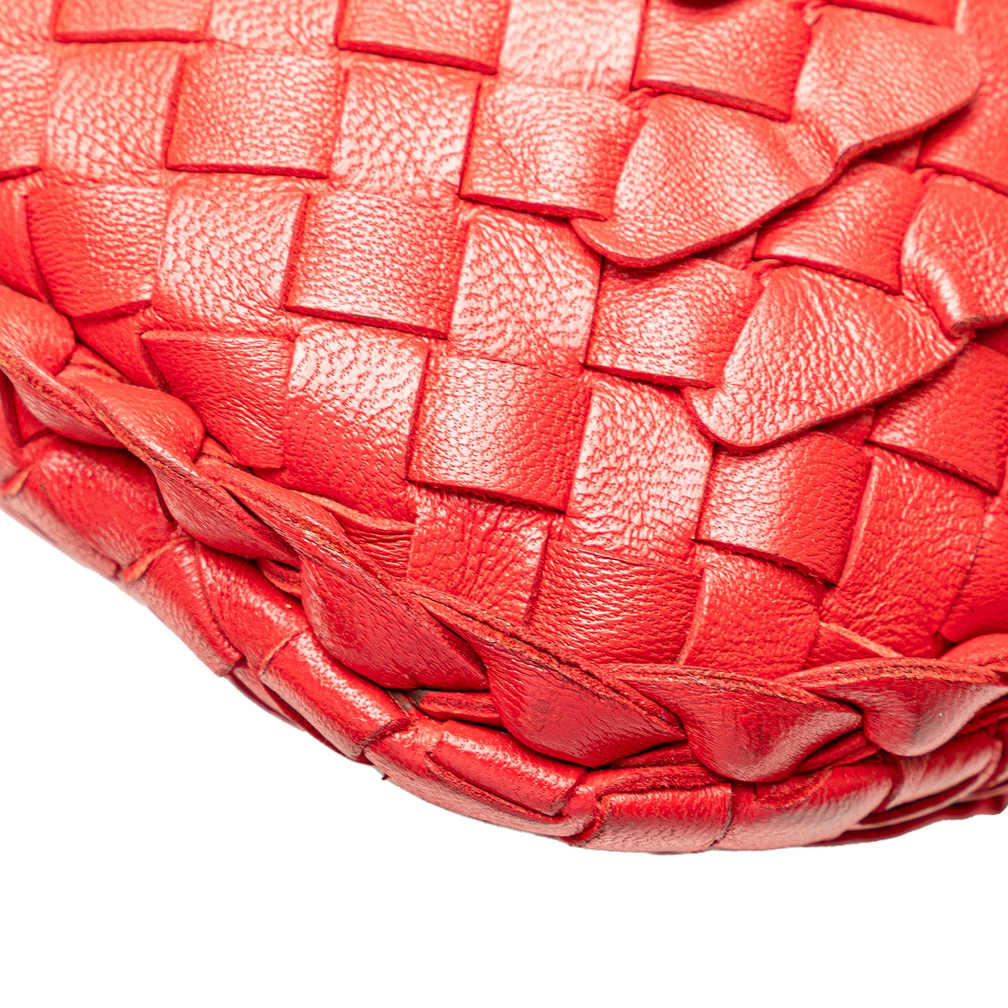 Medium Nappa Intrecciato Ruffle Veneta Hobo - Image 9