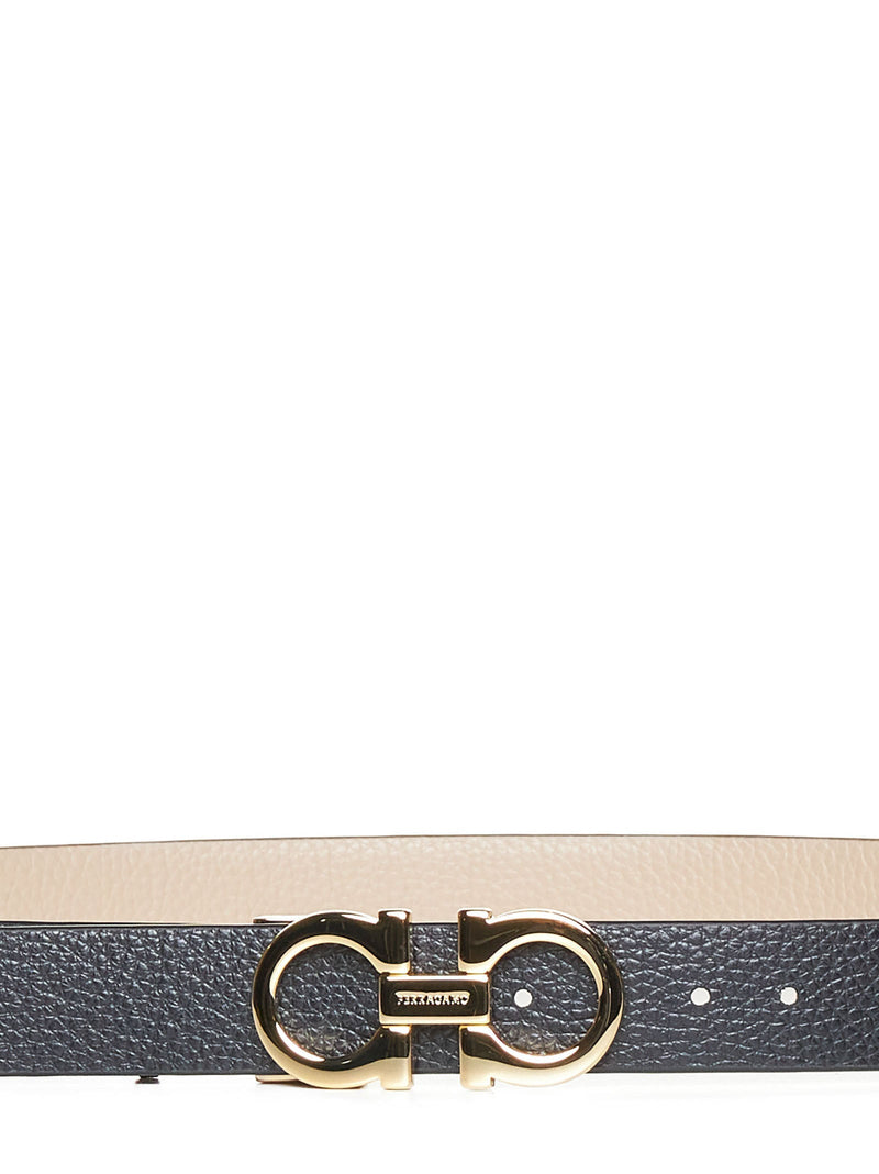 Ferragamo Gancini Reversible Grained Leather Belt — Beige Calf
