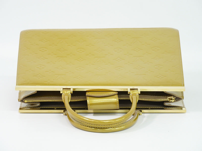 Louis Vuitton Deesse Monogram Vernis Beige Leather Bag