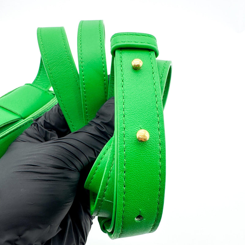 Bottega Veneta Cassette Maxi Intrecciato Leather Green Bag