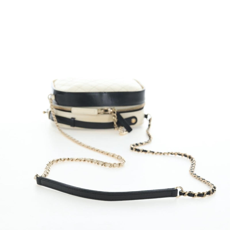 Chanel Vanity Case Quilted Crumpled Calfskin White Leather Bag