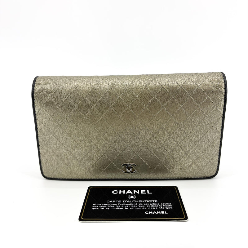 Chanel 19 Flap Quilted Lambskin Gold Calfskin Accessory