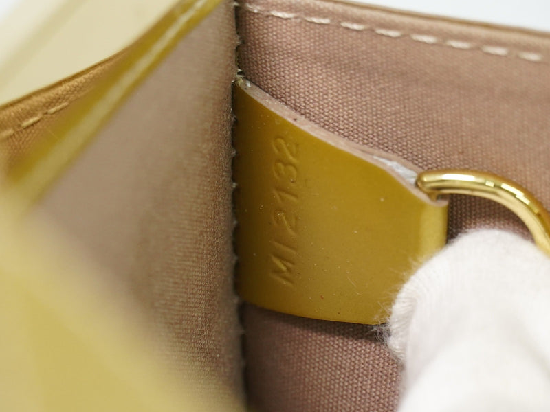 Louis Vuitton Deesse Monogram Vernis Beige Leather Bag