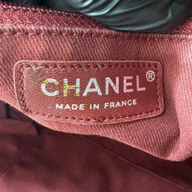 Chanel Cc Crave Quilted Glazed Caviar Black Leather Bag