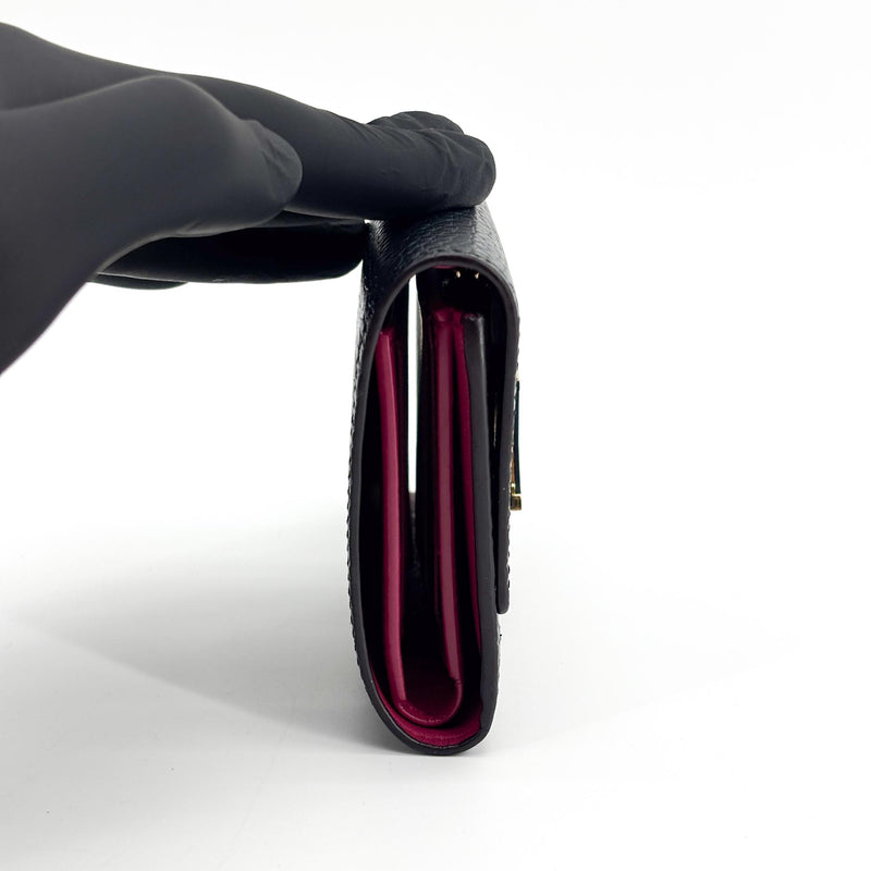 Louis Vuitton Capucines Taurillon Leather Black Accessory