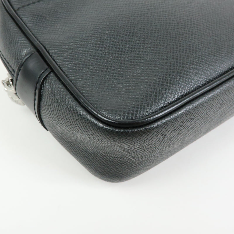 Louis Vuitton Kaluga Pochette Clutch Taiga Leather Black