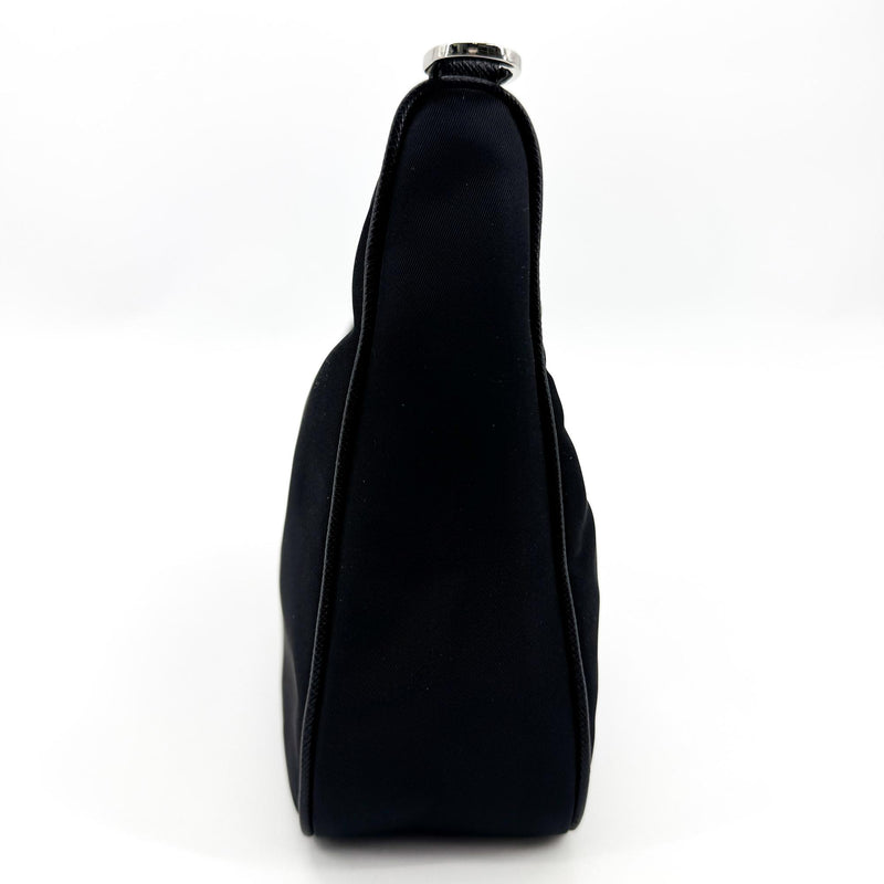 Prada Re-Edition 2005 Hobo Tessuto With Saffiano Leather Black Nylon