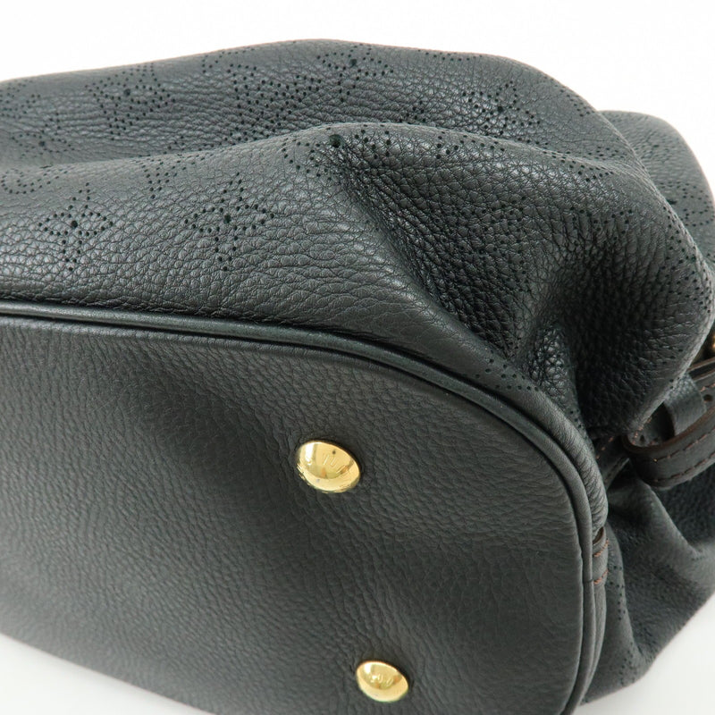 Louis Vuitton L Hobo Mahina Leather Black