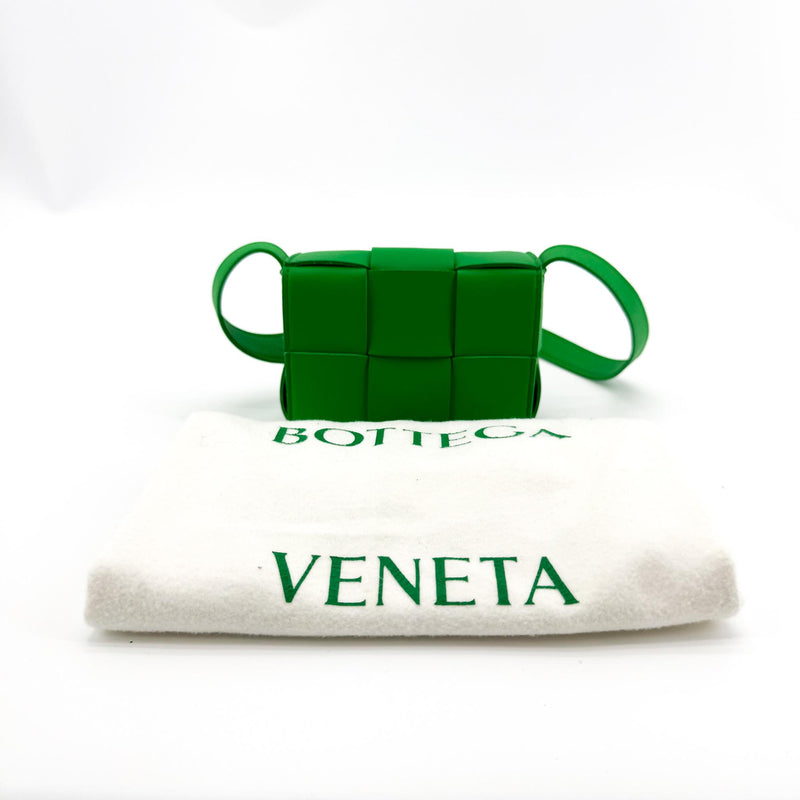 Bottega Veneta Cassette Maxi Intrecciato Leather Green Bag