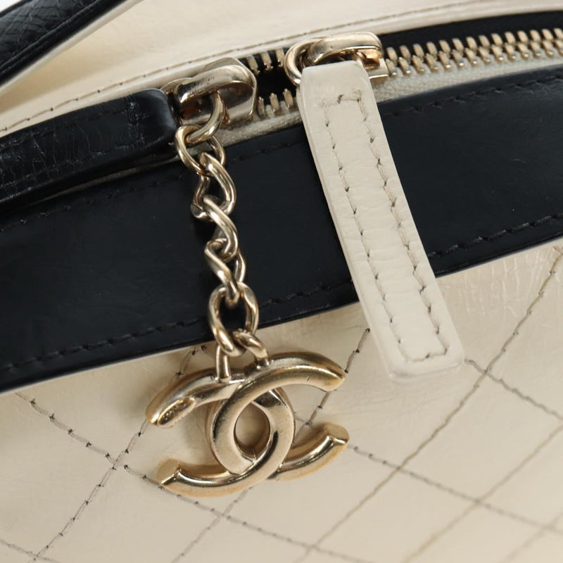 Chanel Vanity Case Quilted Crumpled Calfskin White Leather Bag