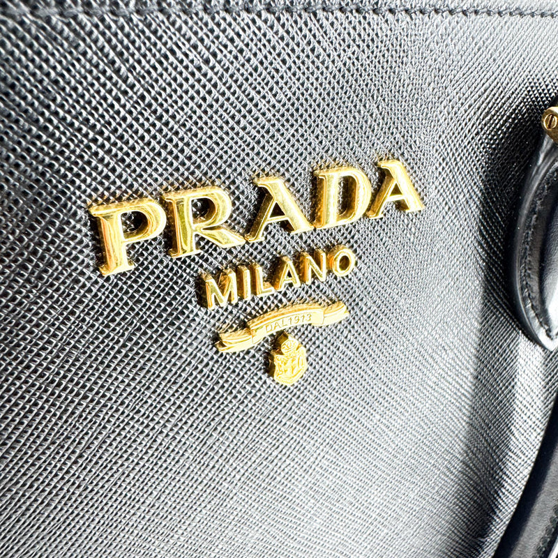 Prada Saffiano Tote Leather Black