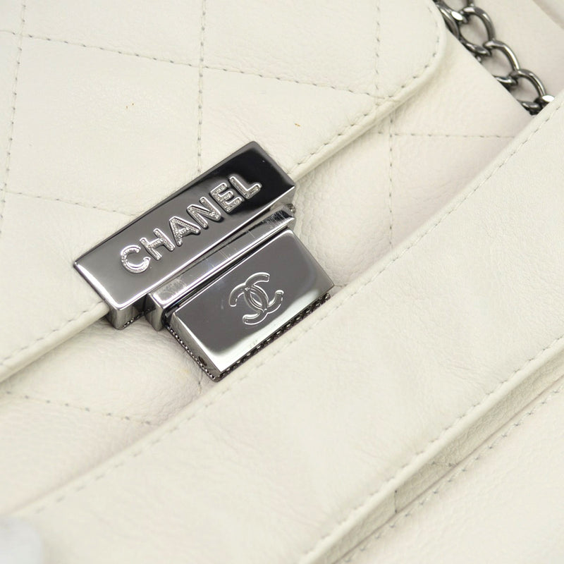Chanel Pocket Accordion Flap Quilted Lambskin White Leather Bag