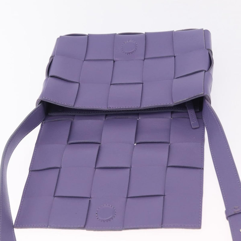 Bottega Veneta Cassette Maxi Intrecciato Leather Purple Bag
