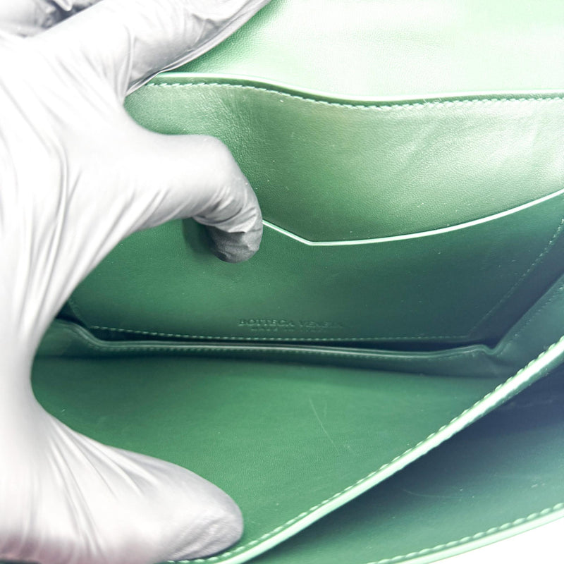 Bottega Veneta Mount Leather Green Bag
