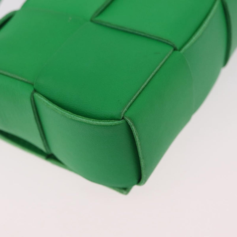 Bottega Veneta Cassette Maxi Intrecciato Leather Green Bag