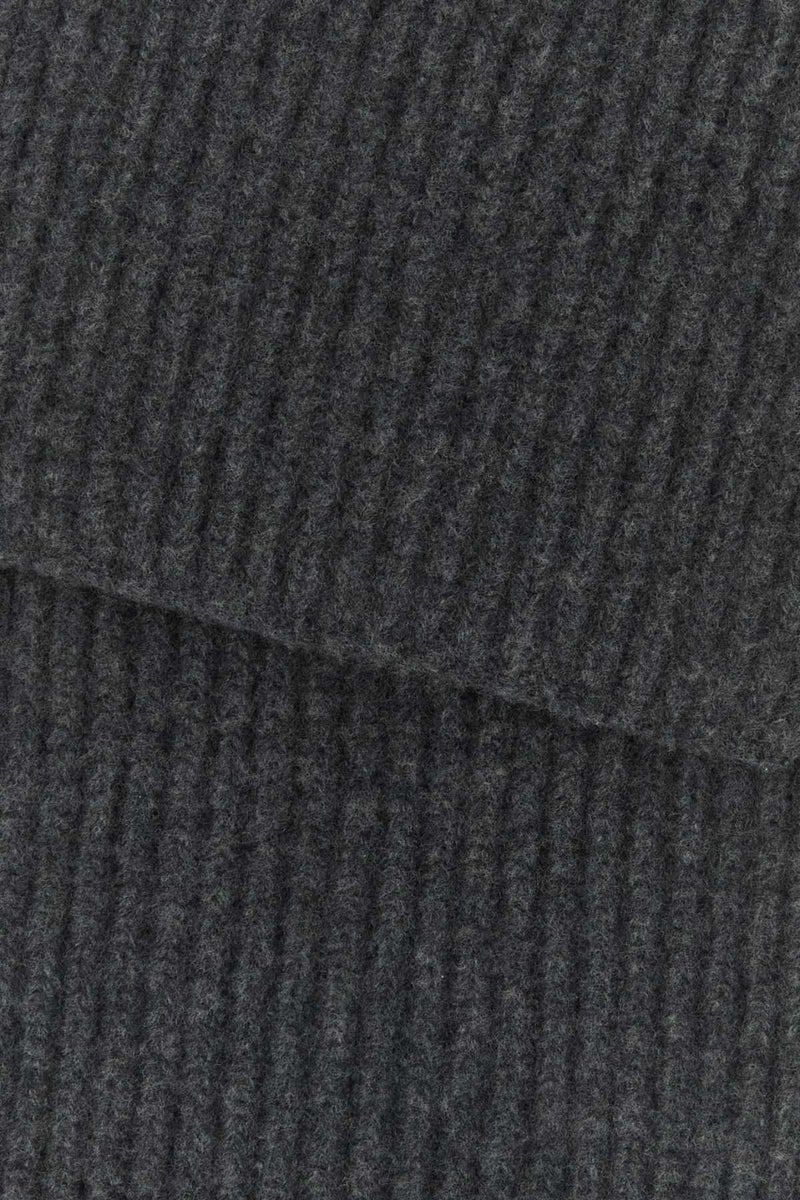 Maison Margiela Virgin Wool Scarf — Gray Scarfs