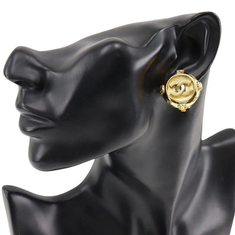 Chanel Vintage Cc Clip-On Metal Gold Gold_plated Jewelry