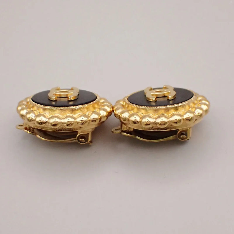 Chanel Cc Round Metal Black Gold_plated Jewelry