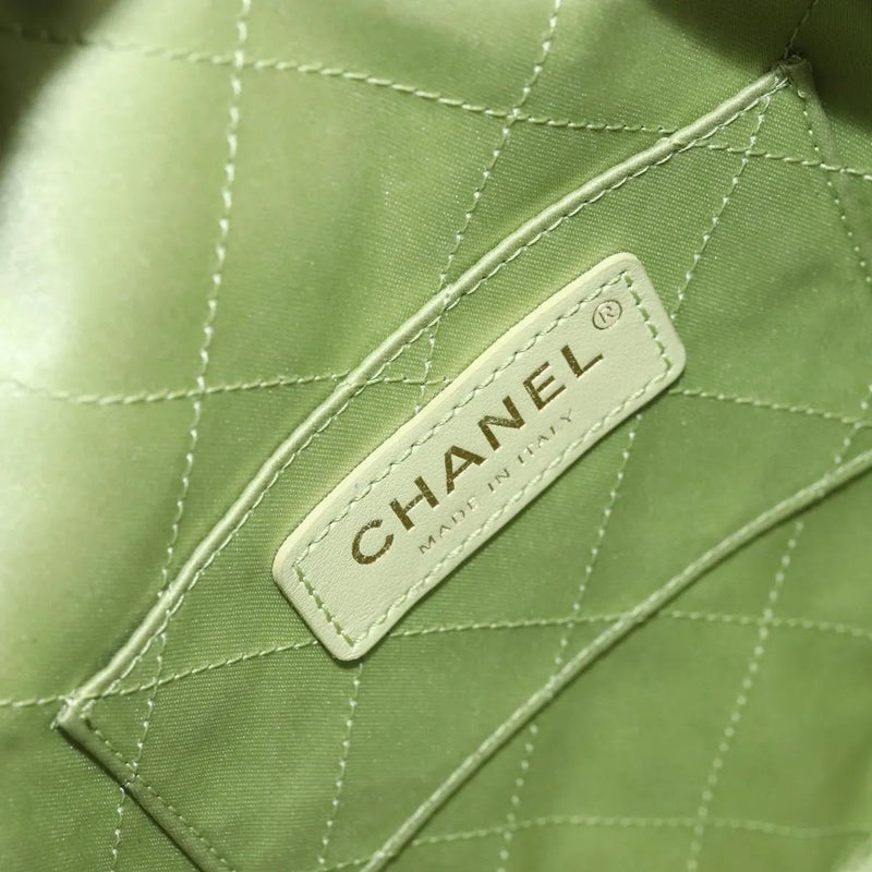 Chanel Diamond Chain Quilted Lambskin Green Leather Bag