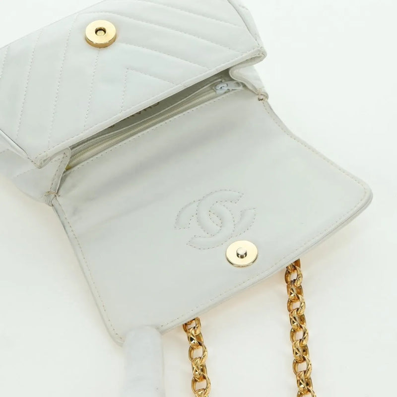 Chanel Vintage Gripoix Flap Leather White Bag