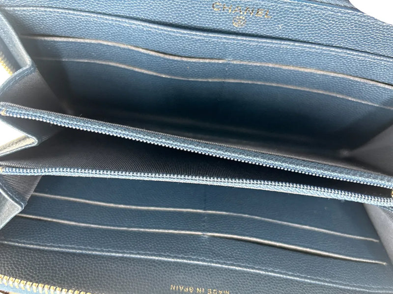 Chanel Matelasse Zippy Cc Navy Leather Accessory