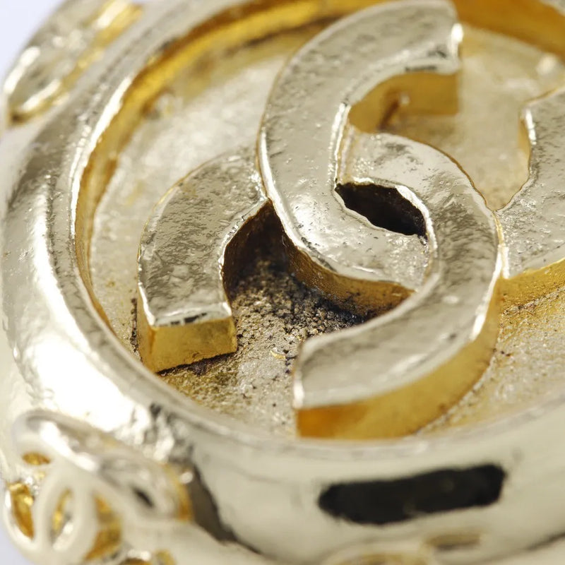 Chanel Vintage Cc Clip-On Metal Gold Gold_plated Jewelry