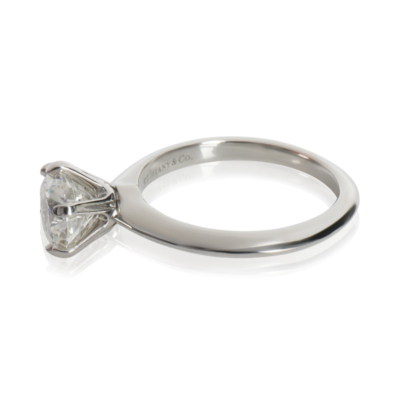 Tiffany & Co. 1.91 Ct Round Brilliant Diamond Engagement Ring 950