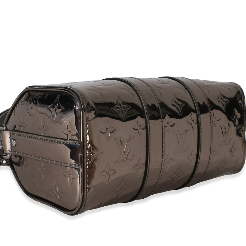 Louis Vuitton Gunmetal Mirror Monogram Heritage Keepall Bandouliere 25 Metallic Patent Leather Handbag